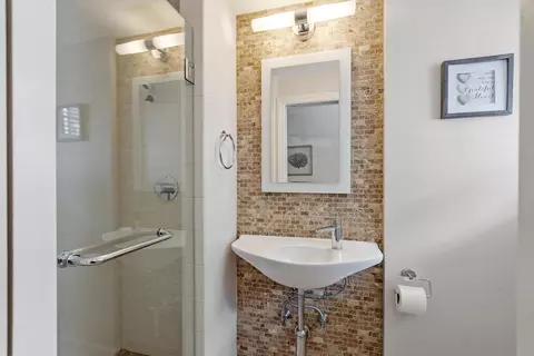 7 Minuteman Rd, Acton, MA 01720 photo 32