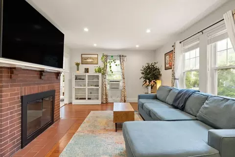 67 Washington St, Reading, MA 01867 photo 12