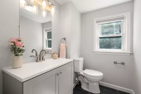 63 Conlyn Ave, Franklin, MA 02038 photo 21