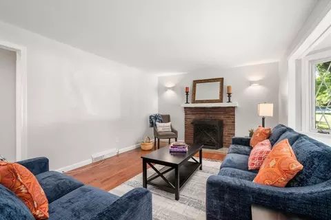 63 Conlyn Ave, Franklin, MA 02038 photo 16