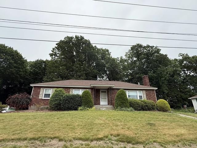 12 Arrowhead Ave, Auburn, MA 01501