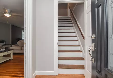 Entry Way - 2 Lamb St, Attleboro, MA 02703 photo 2 of 2