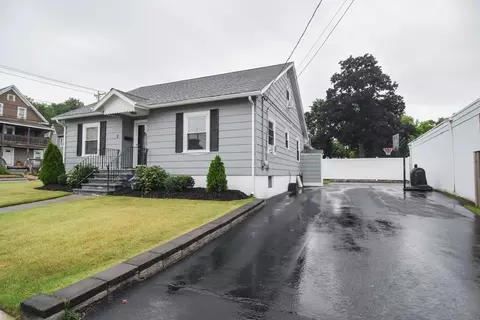 Exterior - 2 Lamb St, Attleboro, MA 02703 photo 2 of 9