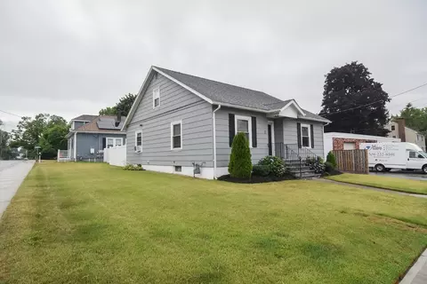 Exterior - 2 Lamb St, Attleboro, MA 02703 photo 3 of 9