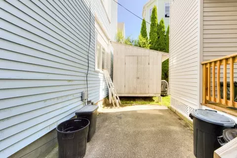 Exterior - 71 Esther St, Worcester, MA 01607 photo 7 of 7
