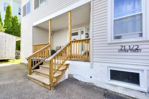 Exterior - 71 Esther St, Worcester, MA 01607 photo 3 of 7
