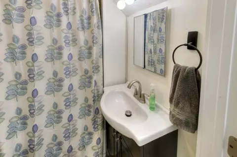 Bath - 71 Esther St, Worcester, MA 01607 photo 1 of 3