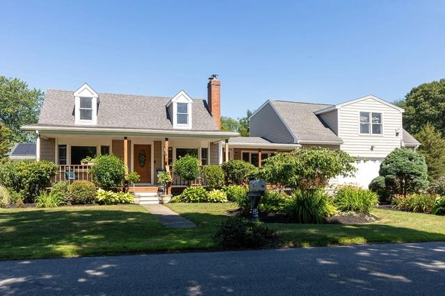 30 Peters Rd, Swansea, MA 02777