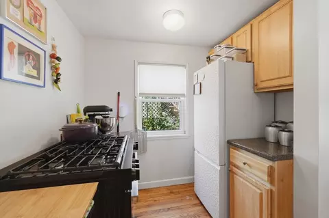 29 Magee St, Boston, MA 02136 photo 9