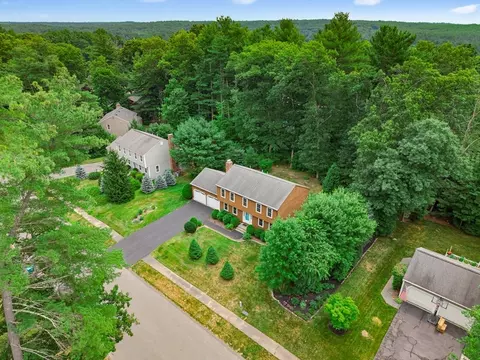 View/Area - 7 Hazeltine Rd, Upton, MA 01568 photo 2 of 2