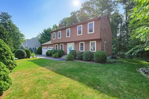 Exterior - 7 Hazeltine Rd, Upton, MA 01568 photo 7 of 8
