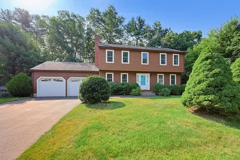 Exterior - 7 Hazeltine Rd, Upton, MA 01568 photo 6 of 8