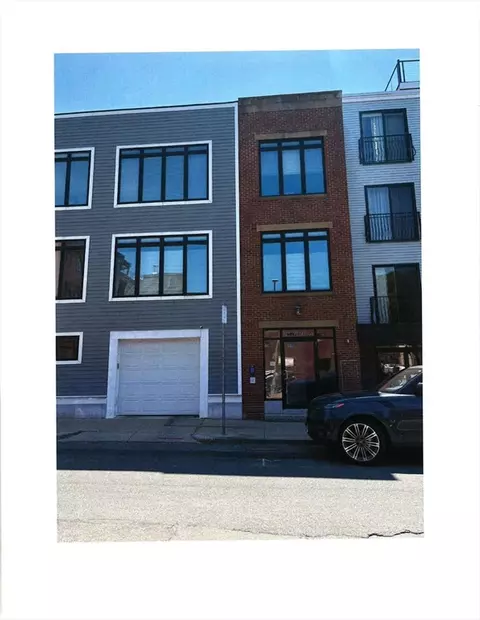 115 B St #5, Boston, MA 02127