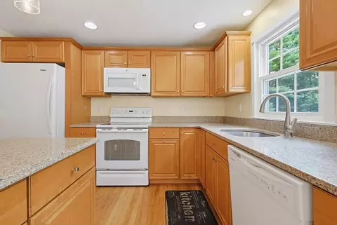 Kitchen - 76 Gilbert St, Mansfield, MA 02048 photo 3 of 5