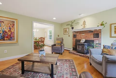 Living - 76 Gilbert St, Mansfield, MA 02048 photo 1 of 6
