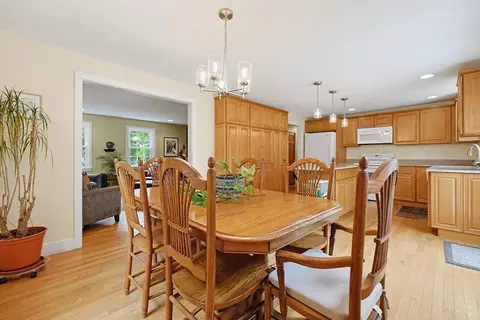 Dining - 76 Gilbert St, Mansfield, MA 02048 photo 2 of 3