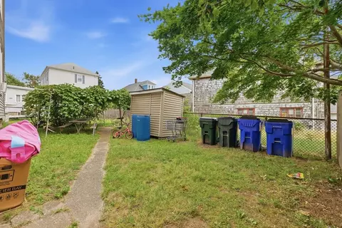 Exterior - 37 Eaton St, Fall River, MA 02723 photo 5 of 7