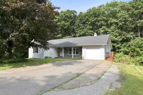 132 Charlton Rd, Spencer, MA 01562