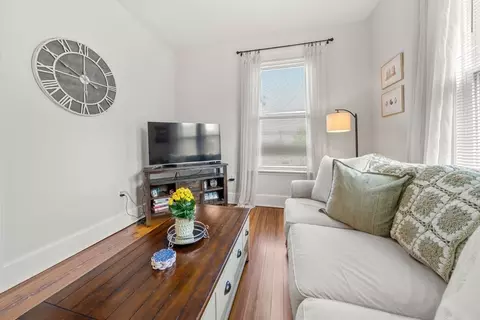 Living - 554 E 4th St #1B, Boston, MA 02127 photo 5 of 6