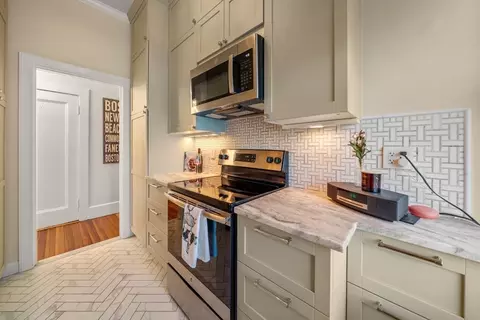Kitchen - 554 E 4th St #1B, Boston, MA 02127 photo 6 of 6