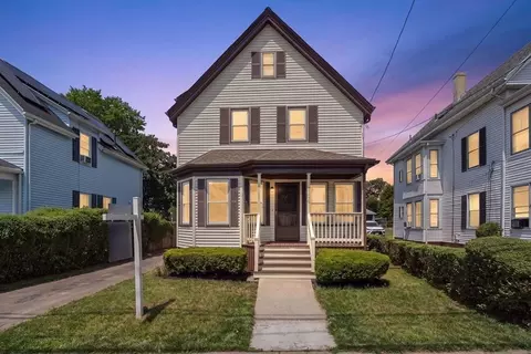 129 Maple St, Lynn, MA 01904 photo 4