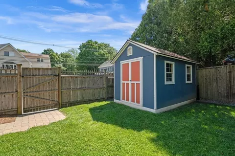 66 Spring St, Stoneham, MA 02180 photo 34