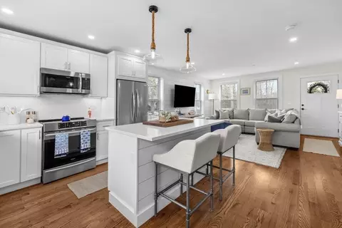 6 Macdonald Ter #A, Scituate, MA 02066