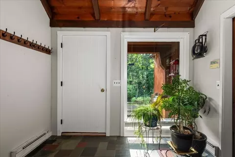39 Westview Ter, Easthampton, MA 01027 photo 3