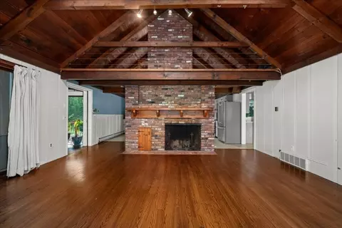 39 Westview Ter, Easthampton, MA 01027 photo 4