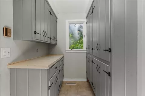39 Westview Ter, Easthampton, MA 01027 photo 13