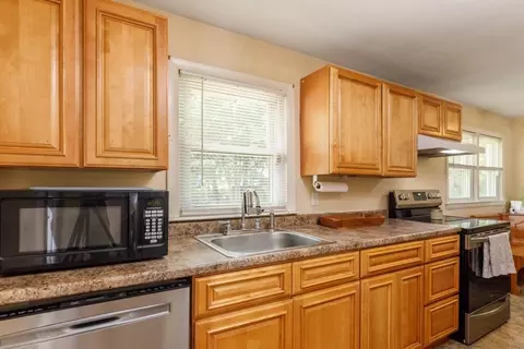 57 Fifth St, Gardner, MA 01440 photo 2