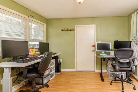 57 Fifth St, Gardner, MA 01440 photo 6
