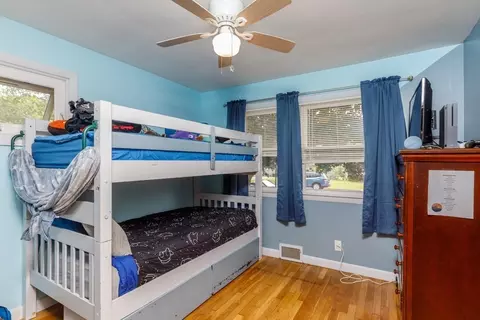 57 Fifth St, Gardner, MA 01440 photo 9