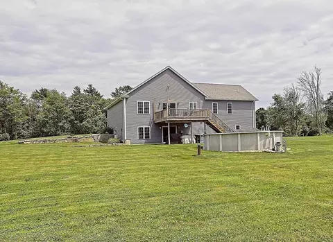 3 Blacksmith Dr, Acushnet, MA 02743 photo 3