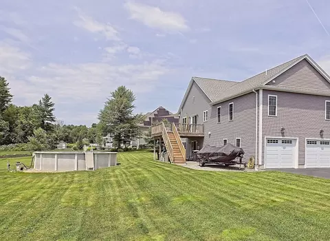 3 Blacksmith Dr, Acushnet, MA 02743 photo 4