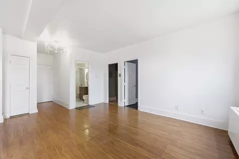 Living - 140 Chestnut St #319, Springfield, MA 01103 photo 5 of 10