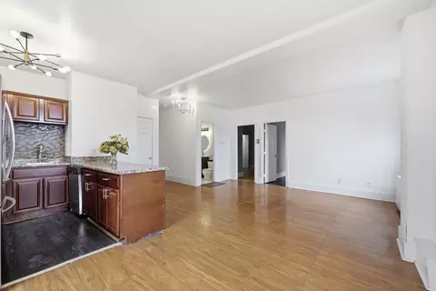 Living - 140 Chestnut St #319, Springfield, MA 01103 photo 3 of 10