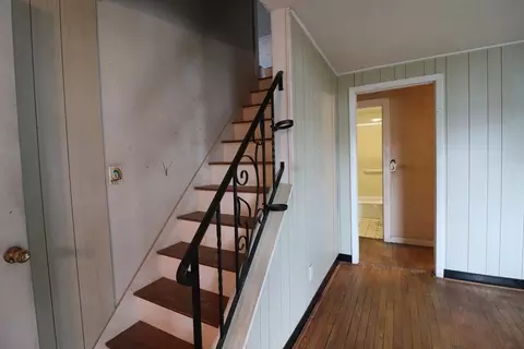 22 Windsor Rd, Beverly, MA 01915 photo 6