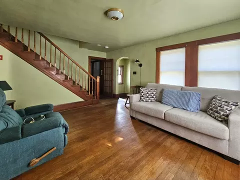 Living - 994 Pleasant St, Canton, MA 02021 photo 2 of 4