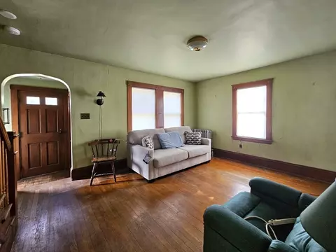 Living - 994 Pleasant St, Canton, MA 02021 photo 1 of 4