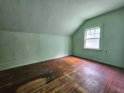 Bedroom - 994 Pleasant St, Canton, MA 02021 photo 3 of 3