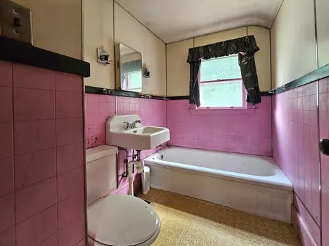 Bath - 994 Pleasant St, Canton, MA 02021 photo 2 of 2