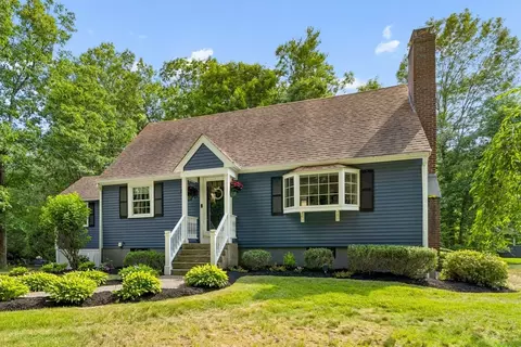 41 Rocky Ln, Medfield, MA 02052