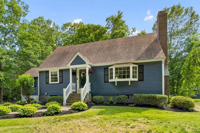41 Rocky Ln, Medfield, MA 02052