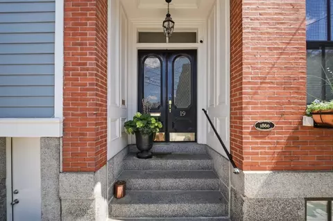 19 Salem St #2, Boston, MA 02129