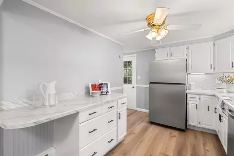 Kitchen - 88 Wright St, Arlington, MA 02474 photo 3 of 4