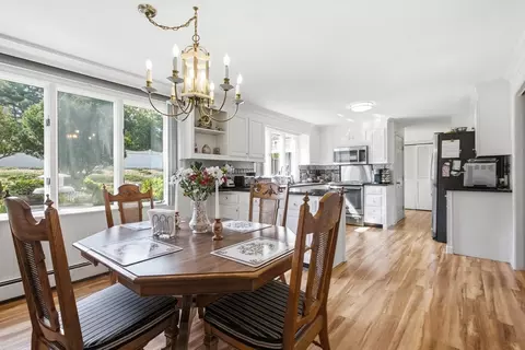 Dining - 2 Russell Rd, Lynnfield, MA 01940 photo 2 of 6