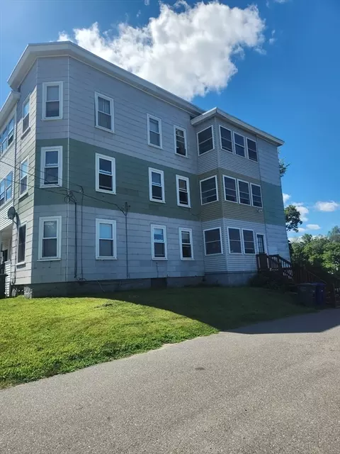 15-19 Elm St, Leominster, MA 01453