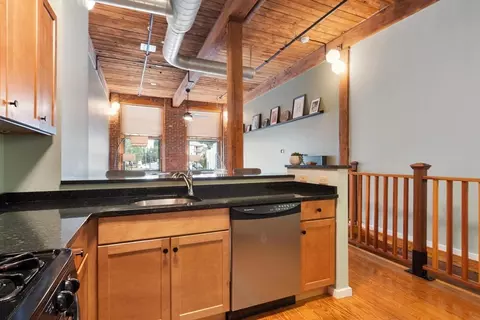 Kitchen - 1 Envelope Ter #107, Worcester, MA 01604 photo 3 of 3