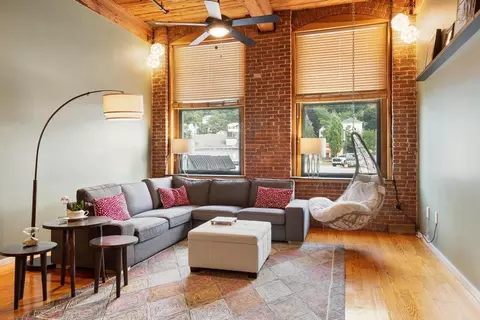 Living - 1 Envelope Ter #107, Worcester, MA 01604 photo 1 of 5